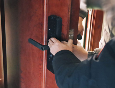 宝安24小时上门开锁公司